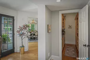 261 Wilton Rd W, Ridgefield, CT 06877 - Photo 7