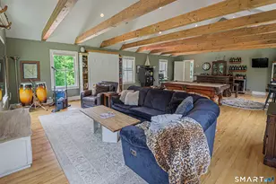 261 Wilton Rd W, Ridgefield, CT 06877 - Photo 15