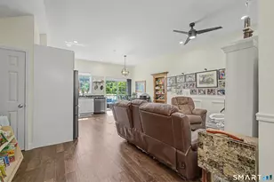 243 Searles Rd, Pomfret, CT 06259 - Photo 5