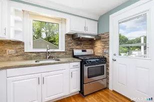 40 Overlook Rd, South Windsor, CT 06074 - Photo 9