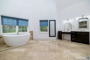 354 Oaklawn Ave, Stamford, CT 06905 - Photo 27