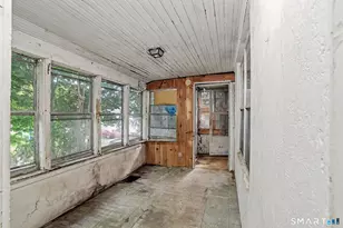 392 Hill St, Waterbury, CT 06704 - Photo 17