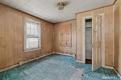 392 Hill Street, Waterbury, CT 06704 - Photo 11