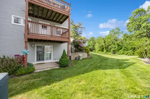 111 Strathmore Ln, Wallingford, CT 06492 - Photo 29