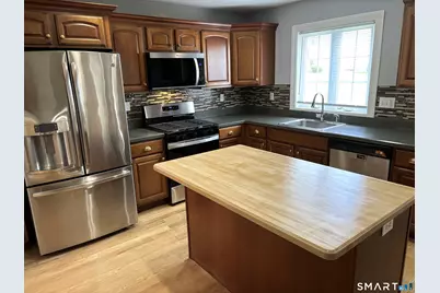 1260 Cutspring Road #1260, Stratford, CT 06614 - Photo 3