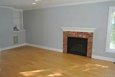 1260 Cutspring Road #1260, Stratford, CT 06614 - Photo 7