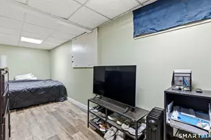 150 Stratfield Pl, Bridgeport, CT 06606 - Photo 19