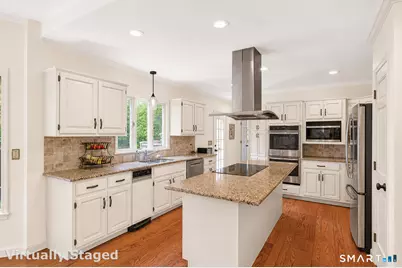 7 Huntington Lane, New Fairfield, CT 06812 - Photo 7