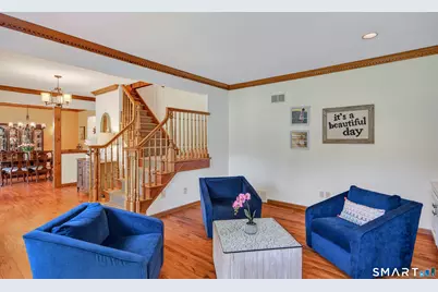 7 Huntington Lane, New Fairfield, CT 06812 - Photo 3