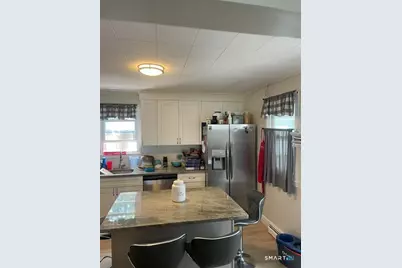 31 Richard Street, New Britain, CT 06053 - Photo 5