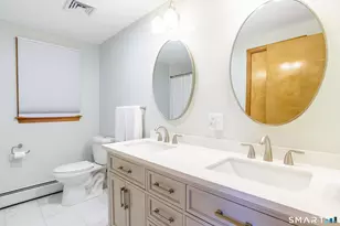 105 Meadow Wood Rd, Stratford, CT 06614 - Photo 19