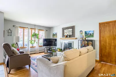 105 Meadow Wood Road, Stratford, CT 06614 - Photo 15