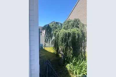 93 Thomas Street, Hamden, CT 06514 - Photo 35