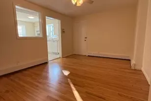 125 High Ridge Dr, Bridgeport, CT 06606 - Photo 3