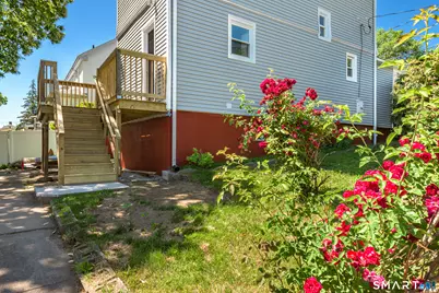 220 Newbury Street, Hartford, CT 06114 - Photo 9