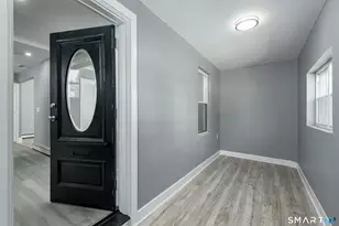 220 Newbury St, Hartford, CT 06114 - Photo 31
