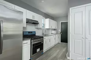 220 Newbury St, Hartford, CT 06114 - Photo 13