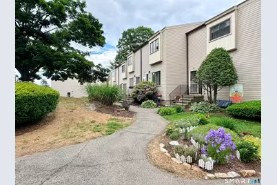 715 Frenchtown Road #49, Bridgeport, CT 06606 - Photo 3