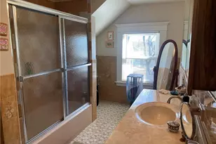 207 Alden Ave, New Haven, CT 06515 - Photo 11
