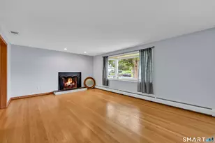 22 Westwood Dr, Wethersfield, CT 06109 - Photo 5