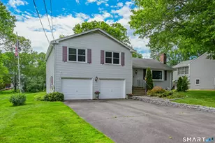 22 Westwood Dr, Wethersfield, CT 06109 - Photo 3