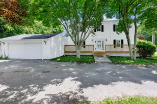 670 Wigwam Ln, Stratford, CT 06614 - Photo 3