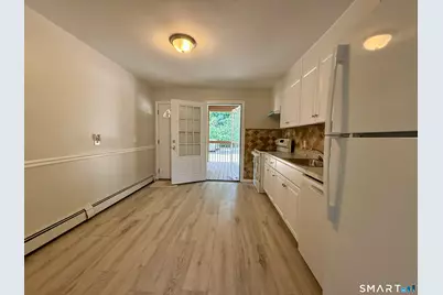 204 Cherry Hill Drive #1B, Bridgeport, CT 06606 - Photo 7