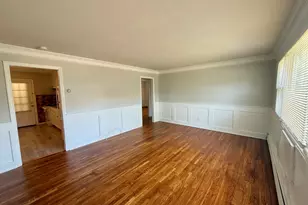 204 Cherry Hill Dr, Bridgeport, CT 06606 - Photo 3