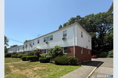 204 Cherry Hill Drive #1B, Bridgeport, CT 06606 - Photo 15