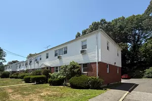 204 Cherry Hill Dr, Bridgeport, CT 06606 - Photo 15
