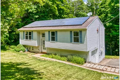 117 Melbourne Court, Naugatuck, CT 06770 - Photo 1