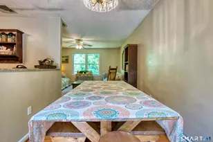 117 Melbourne Ct, Naugatuck, CT 06770 - Photo 7