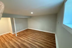 10 Elmwood St, Stamford, CT 06902 - Photo 25