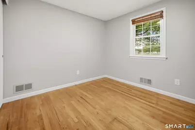28 Ashford Road, West Hartford, CT 06107 - Photo 23