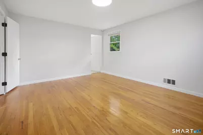28 Ashford Road, West Hartford, CT 06107 - Photo 25