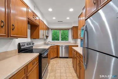 360 Fountain Street #35, New Haven, CT 06515 - Photo 7