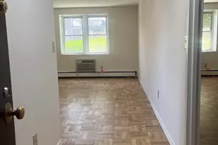 140 Grove St, Stamford, CT 06901 - Photo 3