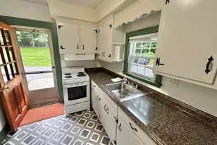 20 Huckleberry Hill Rd, Avon, CT 06001 - Photo 13