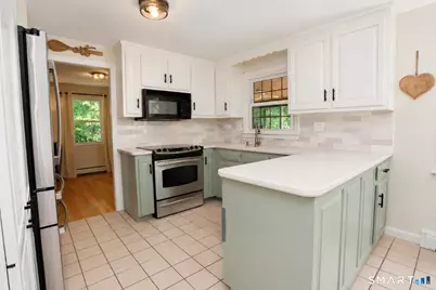 48 Quorn Hunt Road, Simsbury, CT 06092 - Photo 11