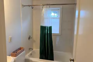 1060 Farmington Ave, West Hartford, CT 06107 - Photo 5