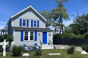 918 Fairfield Beach Rd, Fairfield, CT 06824 - Photo 1