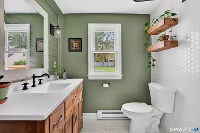 33 Sinclair Street, Windsor, CT 06095 - Photo 11
