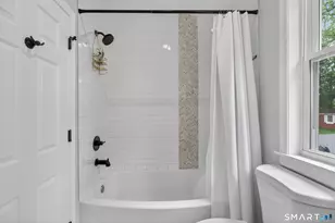 33 Sinclair St, Windsor, CT 06095 - Photo 19