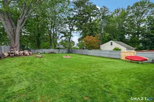 33 Sinclair St, Windsor, CT 06095 - Photo 23