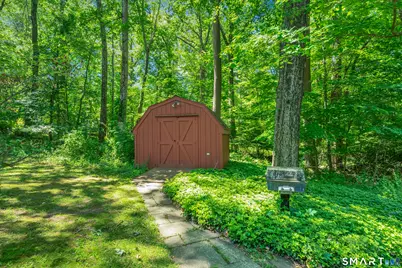 122 Fresh Meadow Drive, Trumbull, CT 06611 - Photo 35