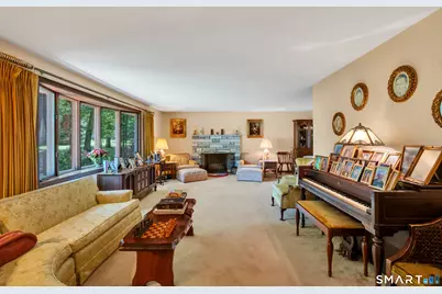 122 Fresh Meadow Drive, Trumbull, CT 06611 - Photo 15