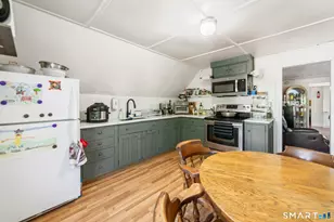 524 Prospect St, Torrington, CT 06790 - Photo 27