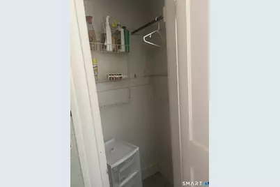 81 Robert Street, Waterbury, CT 06710 - Photo 25