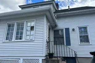 81 Robert St, Waterbury, CT 06710 - Photo 3