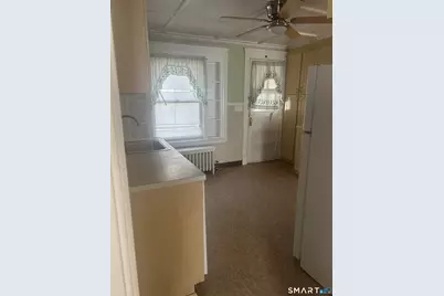 81 Robert Street, Waterbury, CT 06710 - Photo 13